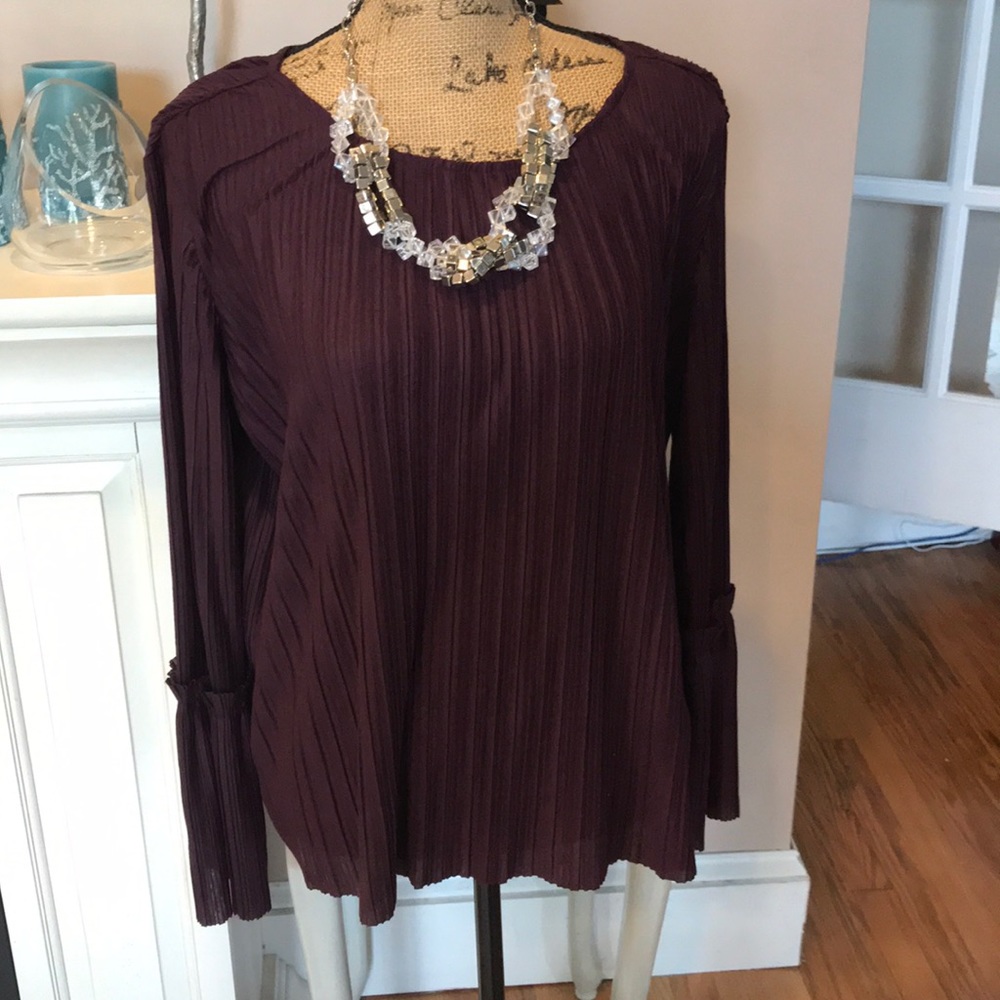 Marled Reunited Clothing Top